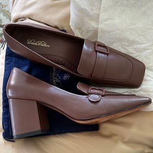 Brand new Brooks Brothers pumps